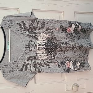 Maurices T size large
